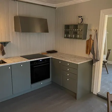 Apartment 2. Etg I Dampskipsbrygga, Havn